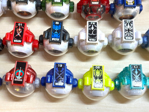 BANDAI Kamen Rider Ghost DX Sunglasslasher + Ghost Eyecon Lot of 42 Set