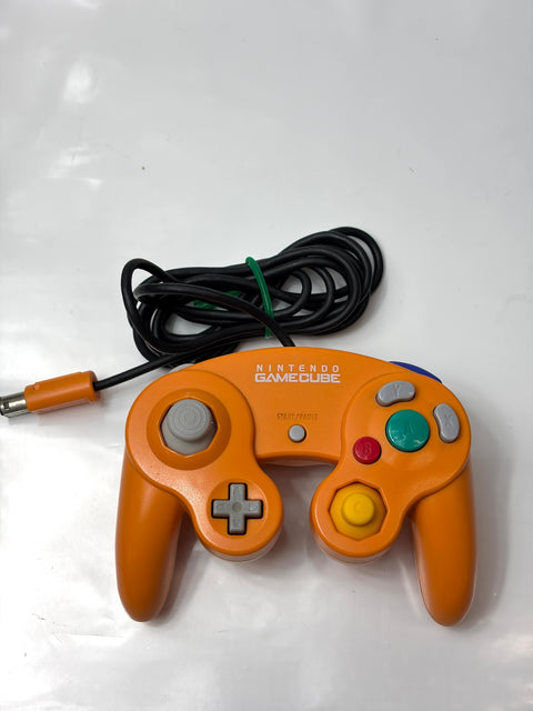 ニンテンドーゲームキューブ専用コントローラ オレンジ