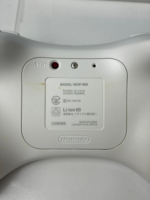 Nintendo Wii U Pro Controller White WUP-005 Official Boxed CIB