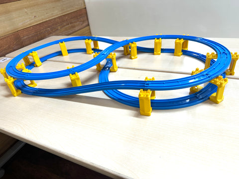 Tomica Plarail Layout Figure 8 Track Set Railway System Japanese Train Toy Japan