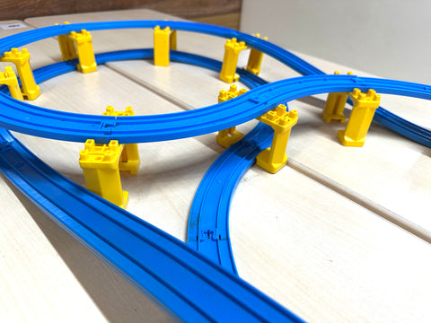 Tomica Plarail Layout Figure 8 Track Set Railway System Japanese Train Toy Japan