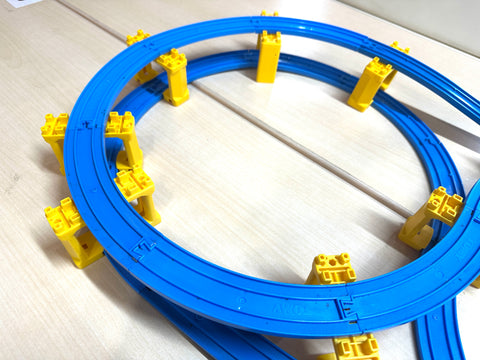 Tomica Plarail Layout Figure 8 Track Set Railway System Japanese Train Toy Japan