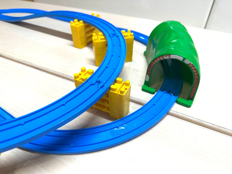 Tomica Plarail Layout Tunnel Overpass with Station Track Set Japanese Train Toy Japan