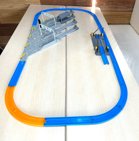 Tomica Plarail Layout Rail Yard Depot Track Set Vehicle Base Japanese Toy Japan