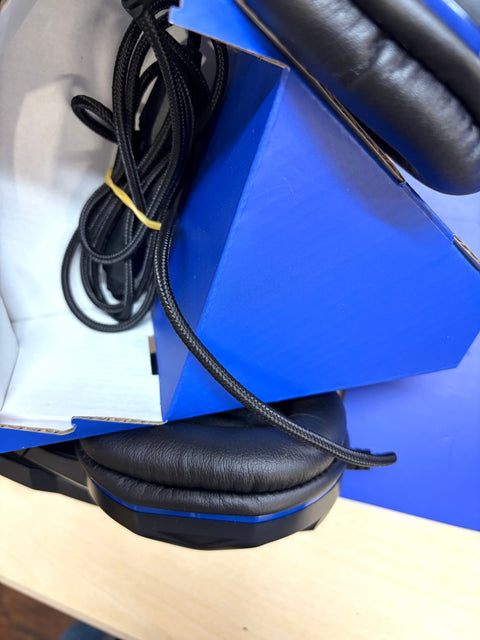 【PlayStationオフィシャルライセンス商品】PS4専用ヘッドセット『Gaming Headset (オーバーイヤータイプ) 』Designed for PlayStation4