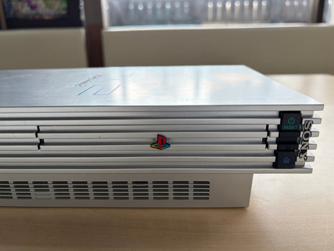 PlayStation 2 サテンシルバー SCPH-50000 TSS 【メーカー生産終了】