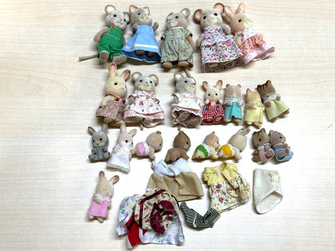 Epoch Sylvanian Families Oakwood Manor House Figures Accessories Lot Junk