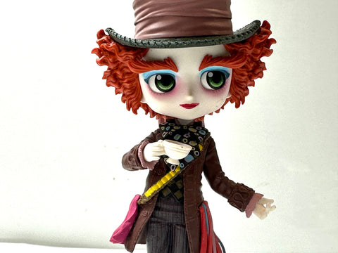 Banpresto Qposket Alice in Wonderland Mad Hatter Figure JAPAN