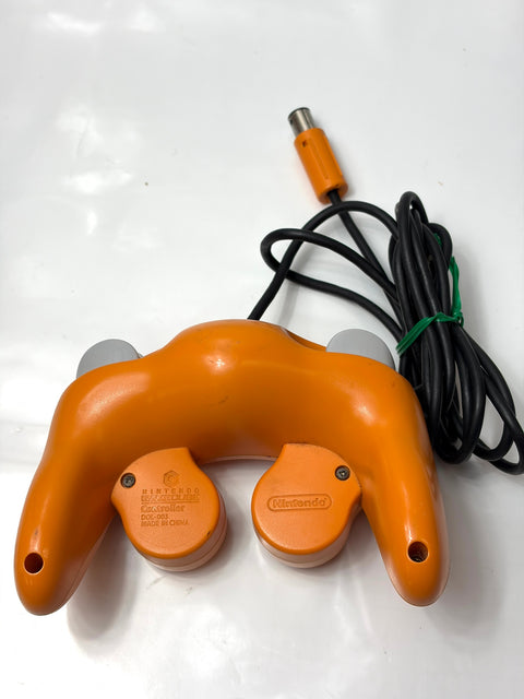 ニンテンドーゲームキューブ専用コントローラ オレンジ