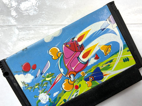 TwinBee Famicom Nintendo NES Japan Import Konami Shooter Arcade Action