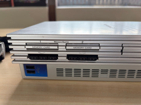 PlayStation 2 サテンシルバー SCPH-50000 TSS 【メーカー生産終了】