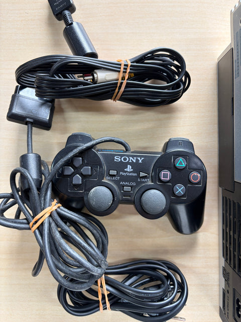PlayStation 2 サテンシルバー SCPH-50000 TSS 【メーカー生産終了】