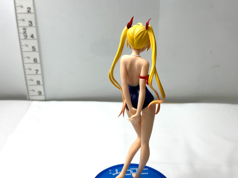 SEGA Nisekoi Chitoge Kirisaki Premium Figure Swimsuit Ver. JAPAN