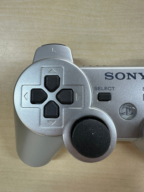 ワイヤレスコントローラ (DUALSHOCK3) サテン・シルバー
