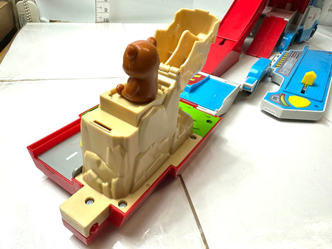 TAKARA TOMY PAW Patrol Paw Patroller Truck Playset Vehicle Carrier