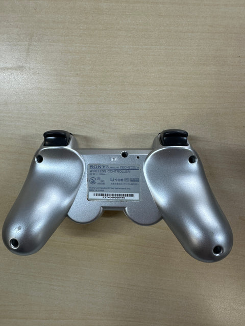 ワイヤレスコントローラ (DUALSHOCK3) サテン・シルバー