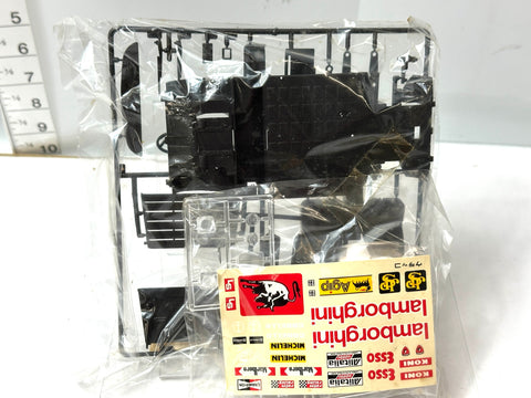 LS 1/24 Lamborghini Urraco P300 Plastic Model Kit Discontinued OOP