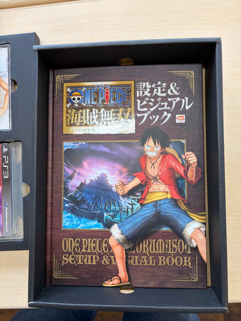 ワンピース 海賊無双 TREASURE BOX(初回特典:オリジナルカスタムテーマ9種DLコード、ソーシャルゲーム専用レアフィギュア用コード同梱) - PS3