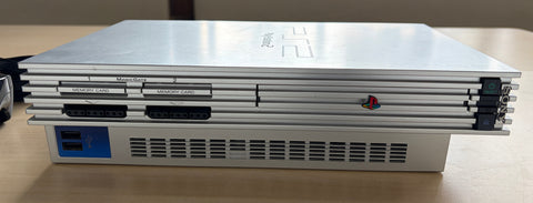 PlayStation 2 サテンシルバー SCPH-50000 TSS 【メーカー生産終了】