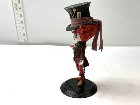 Banpresto Qposket Alice in Wonderland Mad Hatter Figure JAPAN
