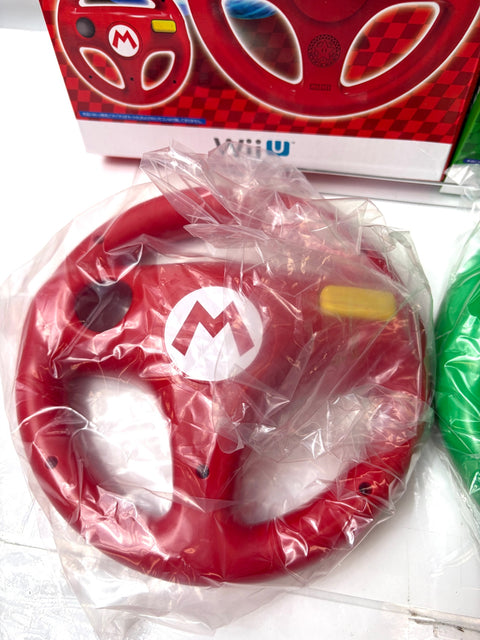 HORI Mario Kart 8 Racing Wheel Set Mario & Luigi Wii U Wii Remote Attachment